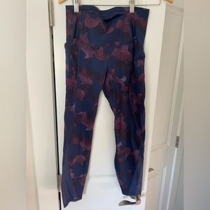 All in Motion Leggings Size M